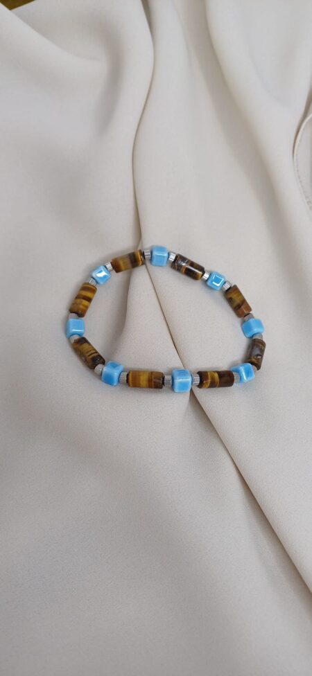 Bracciale artigianale in pietre colorate con elastico