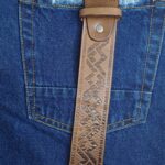 Cintura 105 cm in vero cuoio - made in italy - aml luxury. rifinita con cura nei dettagli. il logo pressato aml luxury rappresenta un segno distintivo di qualità e stile. fibbia in metallo resistente. - immagine 6