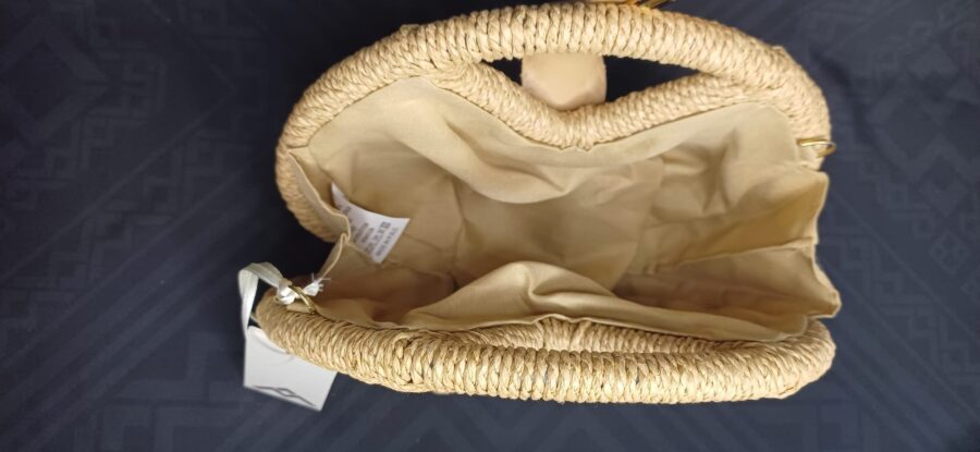 Borsa in paglia con tracolla e chiusura girevole - immagine 4