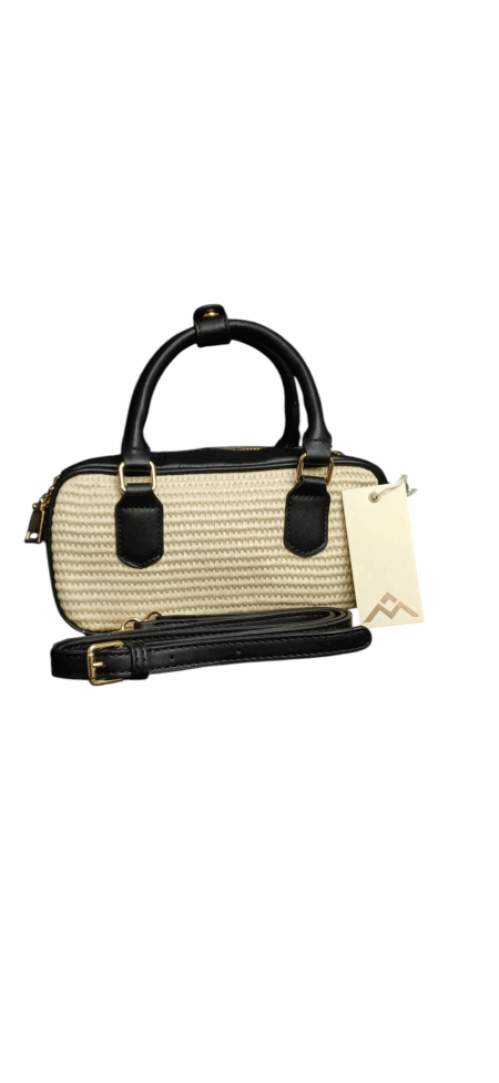 Borsa a mano e tracolla in paglia intrecciata con dettagli in ecopelle.