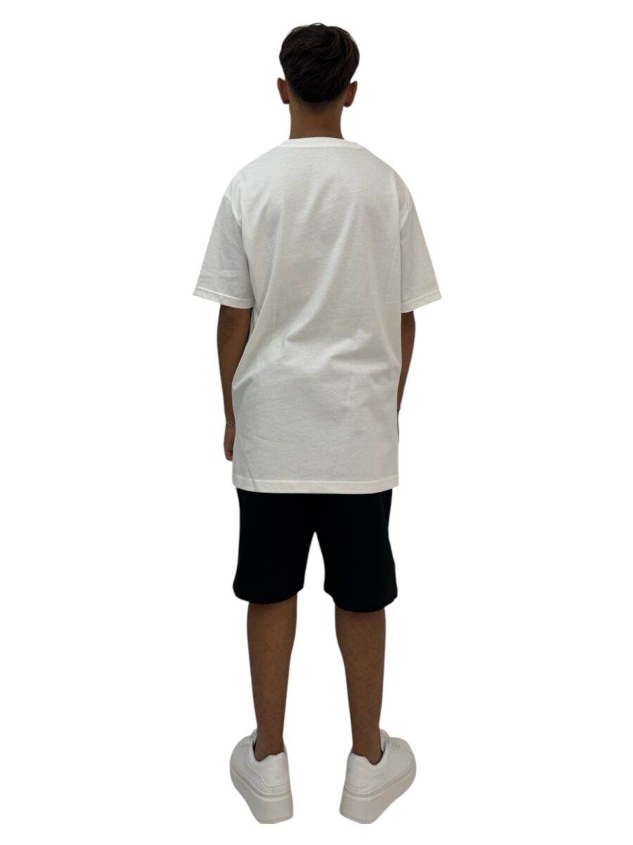 T-shirt bianca texture bianca di lato. - immagine 2